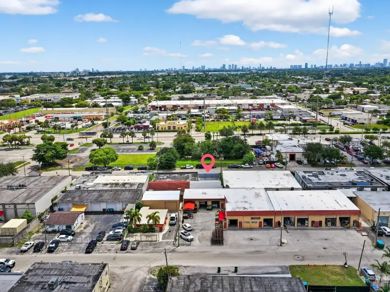 Recently Renovated 2,741 Sf Building Near I-95 with Flexible Use Options