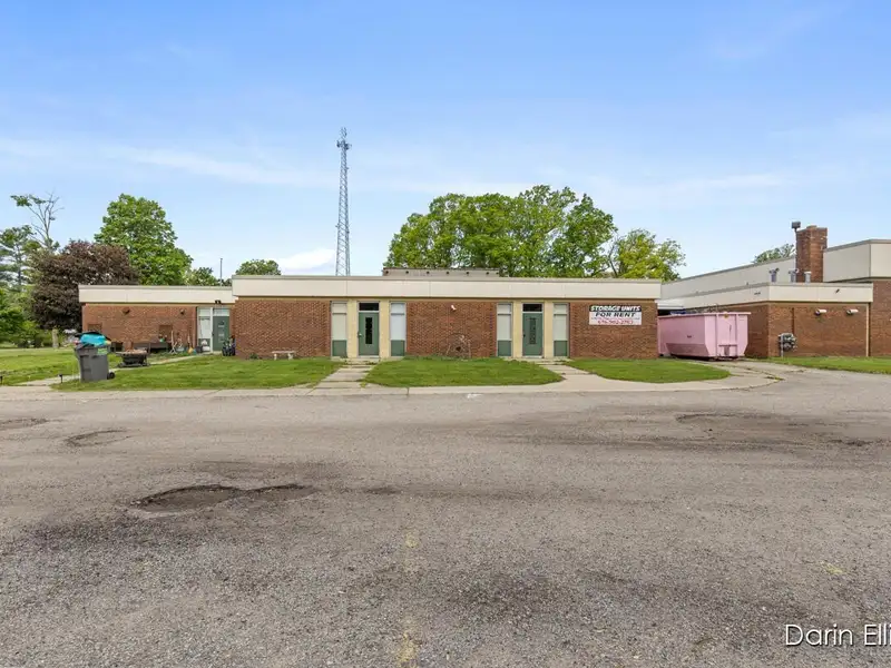 Versatile 15,000+ Sq Ft Mixed-use Building with Apartments and Office Spaces