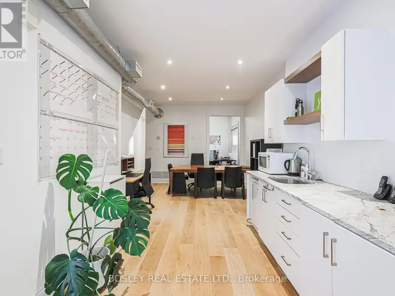 Versatile 700 Sq Ft Office Space in Dovercourt Village, Toronto