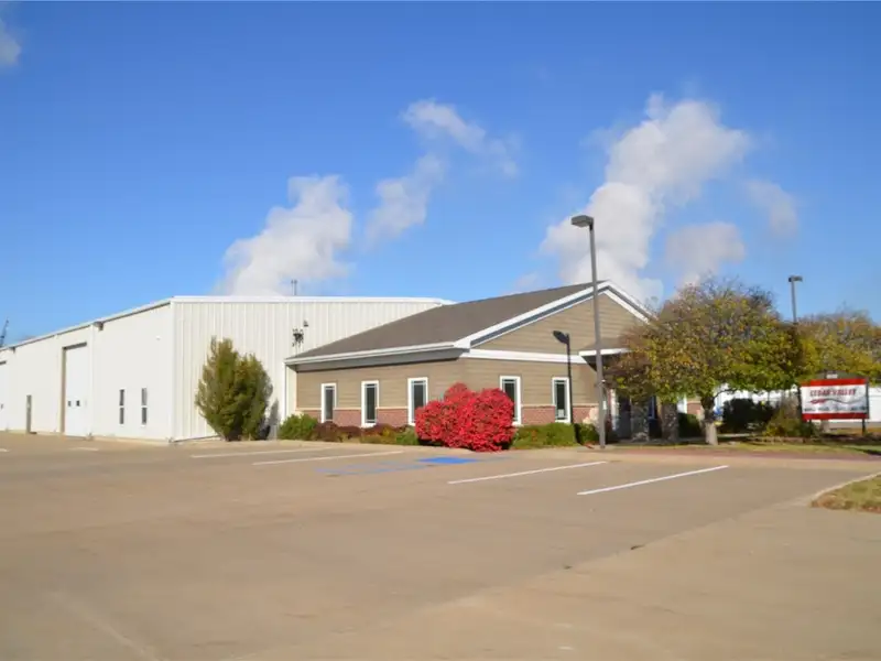 12,000 Sf Industrial Warehouse with Office Space in Prime Location
