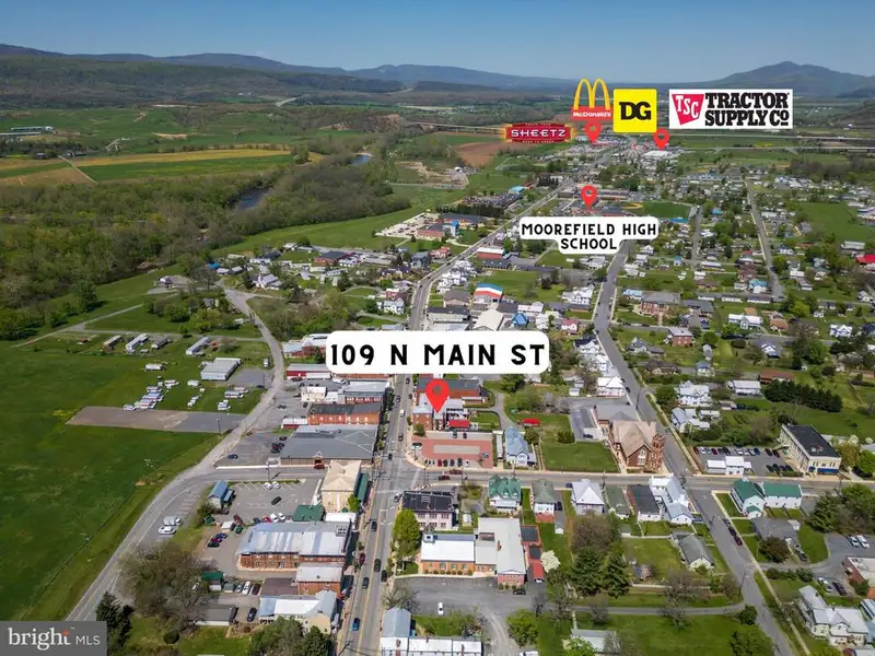 Historic Mcmechan Inn: 13-bedroom Home and Commercial Space in Moorefield, Wv