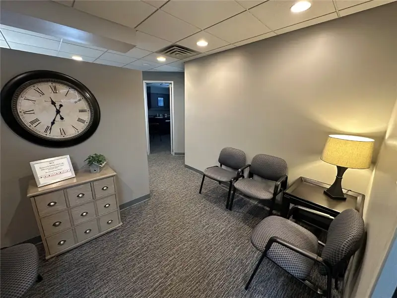 Versatile 2582 Sf Commercial Space in High Visibility Location with Excellent Parking
