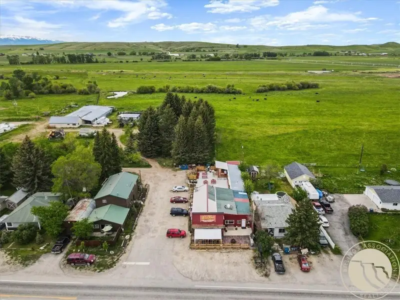 Renovated Saloon with Licenses Near Red Lodge and Beartooth Highway, Includes Living Space
