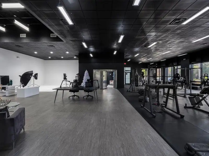 Premium Corporate Office Space with Helipad on U.s. 19 N, Clearwater