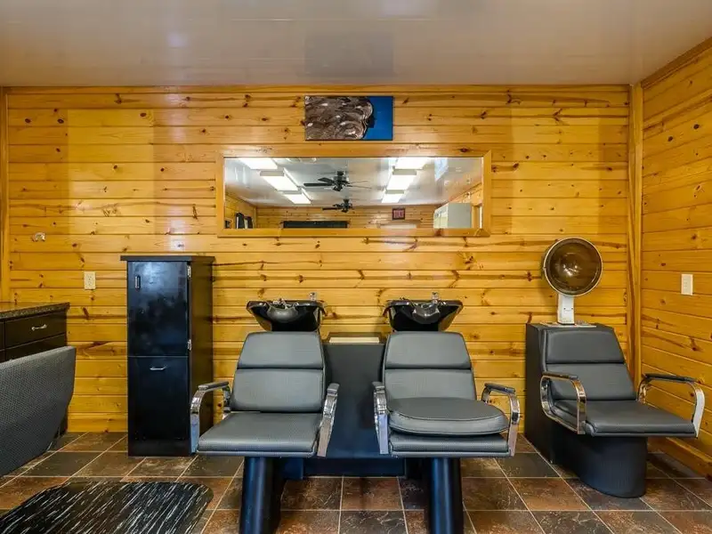 Versatile Commercial Property with Salon, Office Space, and Residential Potential Near Brandywine Lake