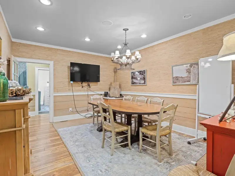 Centrally Located 3761 Sq Ft Office Space in Pawleys Island with Ample Parking