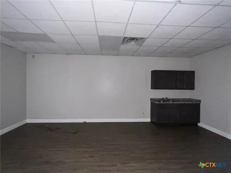 Office/retail Space for Lease Near I-14 - 1200 Sq. Ft.