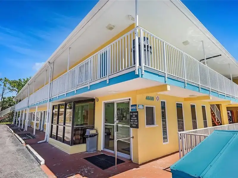 Independent Economy Hotel in Prime Location, St. Petersburg with 65 Keys and Redevelopment Potential