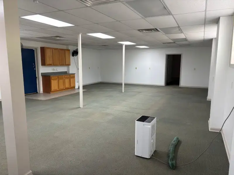 Versatile 2,150 Sq Ft Commercial Space in Prime General Business Location
