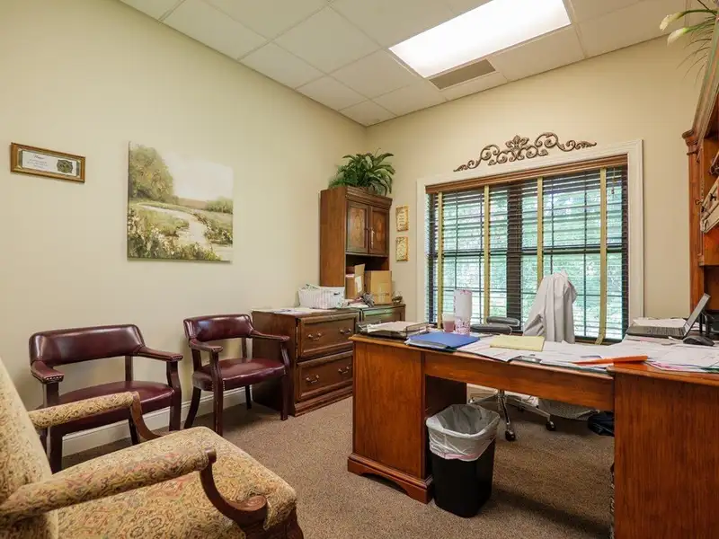 Upscale Medical Office in Greystone Professional Centre with Flexible Layout and Dual Practices