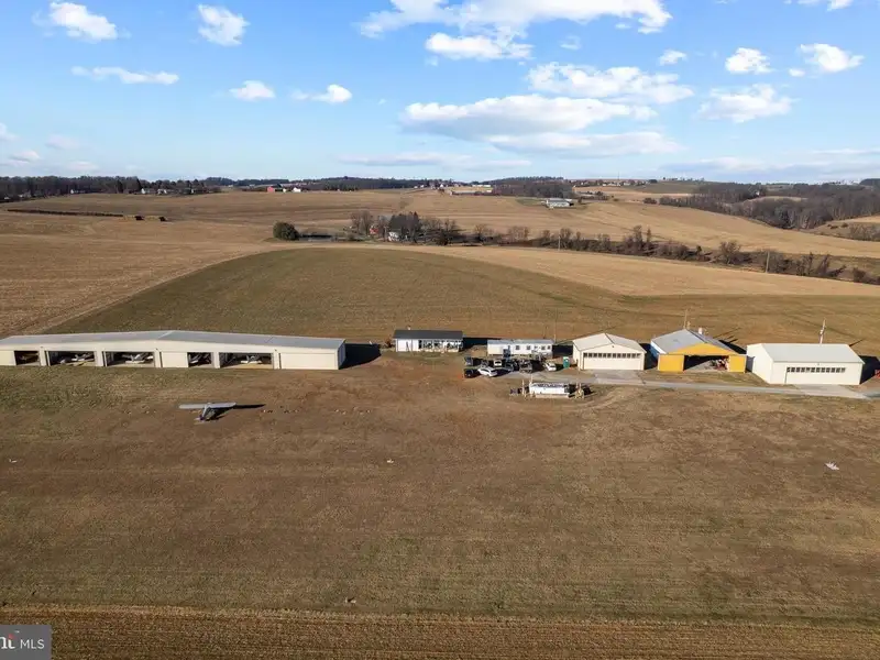 Baublitz Commercial Airport: 10 Acres with Hangars and Income Opportunities in York County, Pa