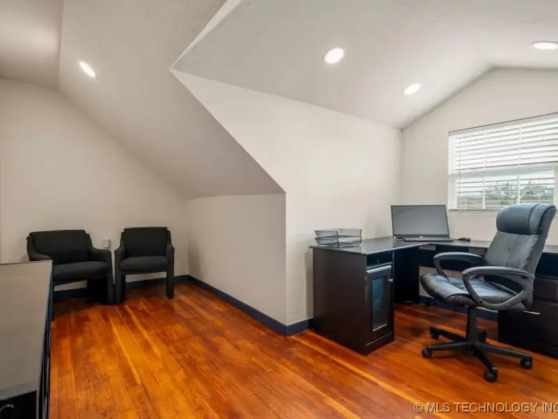 Versatile Event Center and Office Building with Conference Rooms in Prime Location