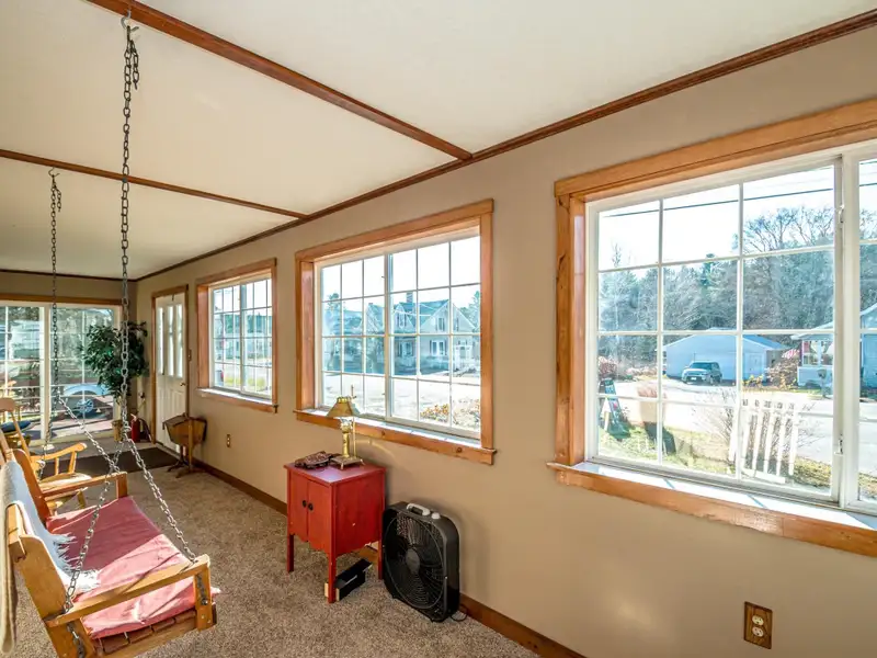 Du Bee Inn: Versatile Bed-and-breakfast with Mountain Views in the Great North Woods