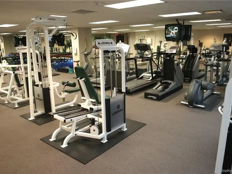 Elegant Office Suites on Platinum Mile, Rye Brook – Private Offices with Premium Amenities