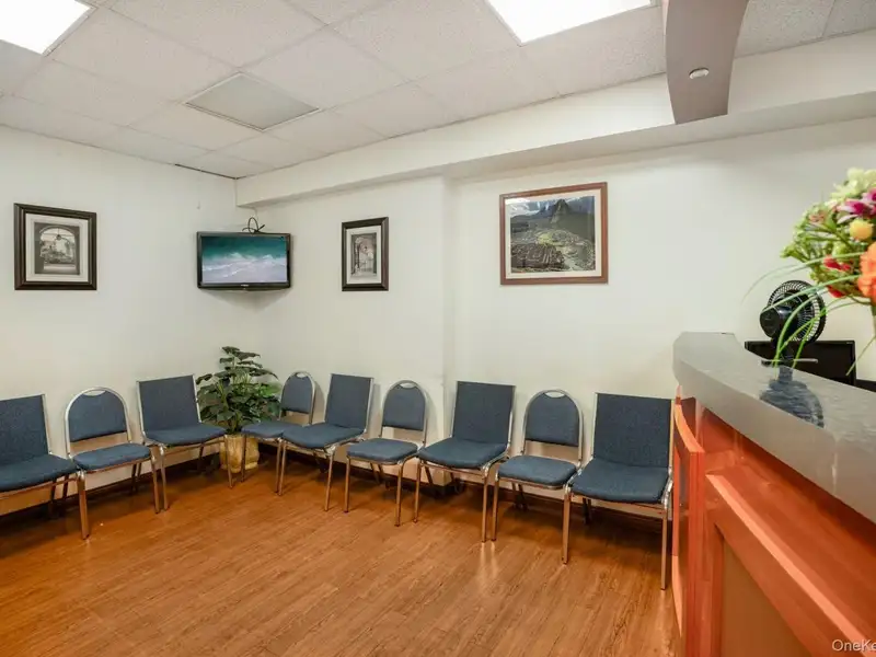 First Floor Office Unit in Forest Hills Co-op with Five Private Offices
