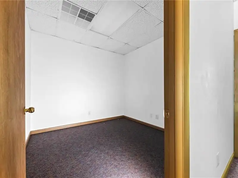 Versatile Commercial Building in Prime Location