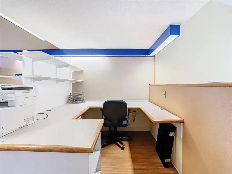 Prime 1,472 Sq. Ft. Office Condo on Busy Tampa Road with Conference Room