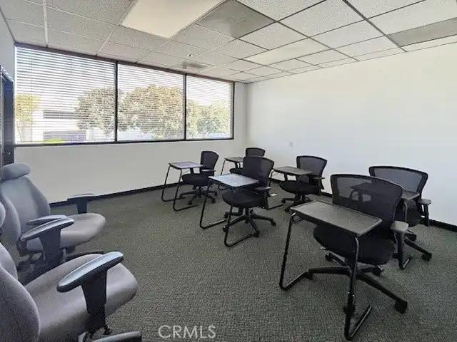 Versatile 21,447 Sq Ft Industrial/office Property in Orange's Thriving Commercial District