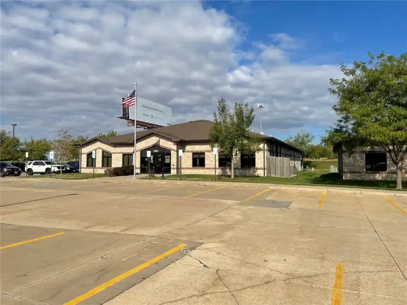 Professional Office Building in High-traffic Cedar Rapids Business Corridor