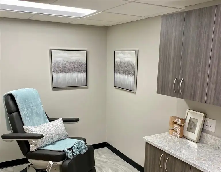 Furnished Medical/office Space for Lease in Norwood Center, Turnkey with Shared Parking