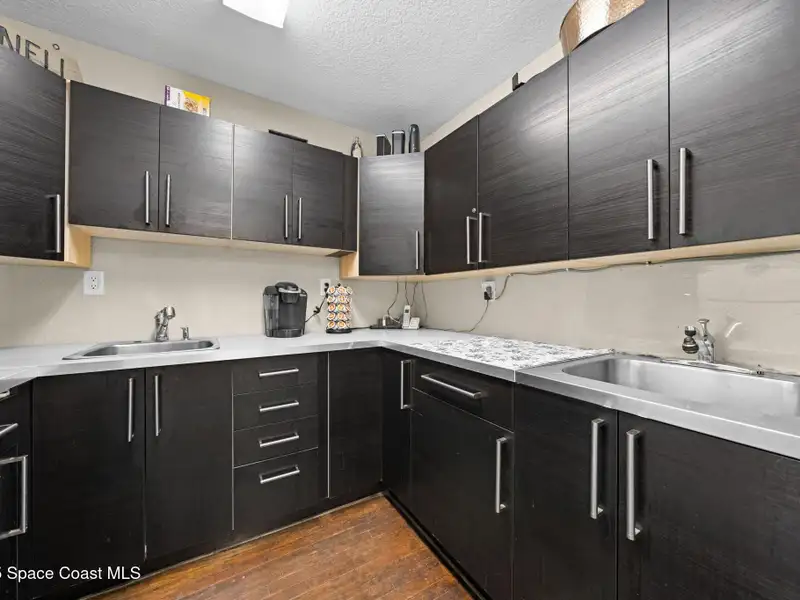Commercial Property in Merritt Island's Historic Merritt Park Place with Renovated Buildings