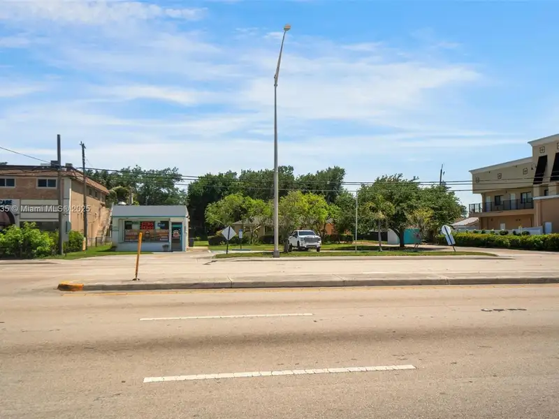Prime ¾-acre Lot with Two Buildings in Dania Beach - C-2 & Rs-6000 Zoning