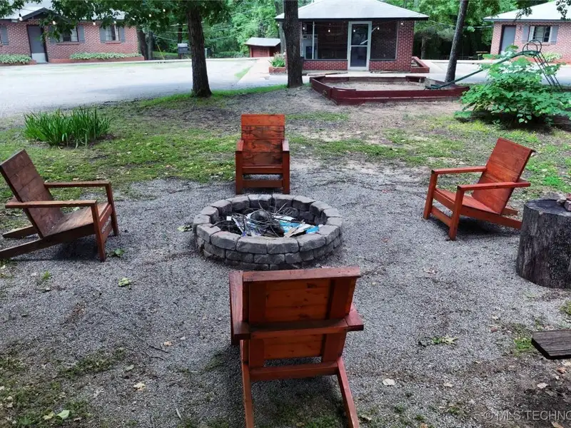 Historic 25-unit Resort on Hwy 51 Near Lake Fort Gibson, Wagoner, Oklahoma