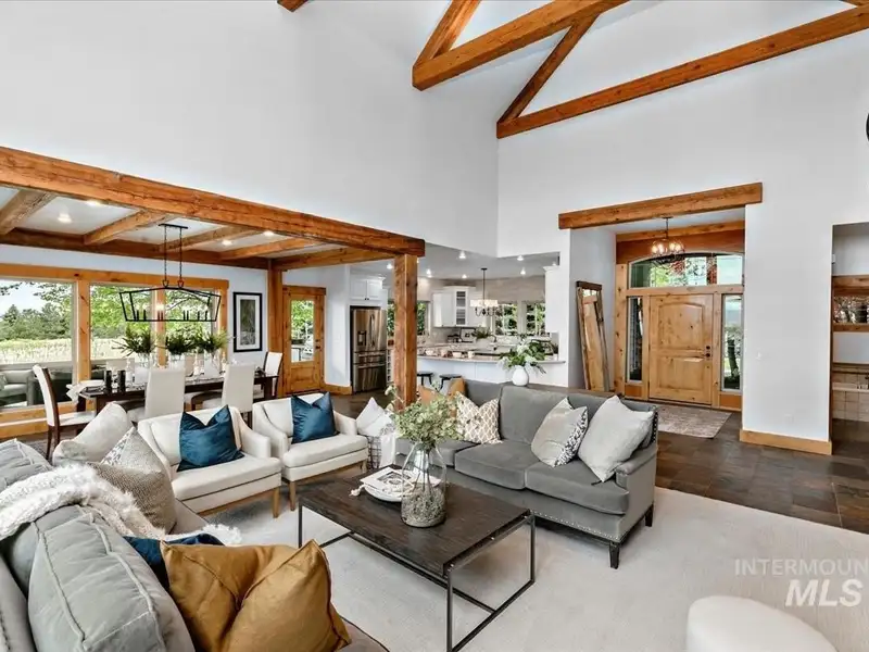 Hilltop Winery and Event Center with Custom Home and 360-degree Views in Eagle, Idaho