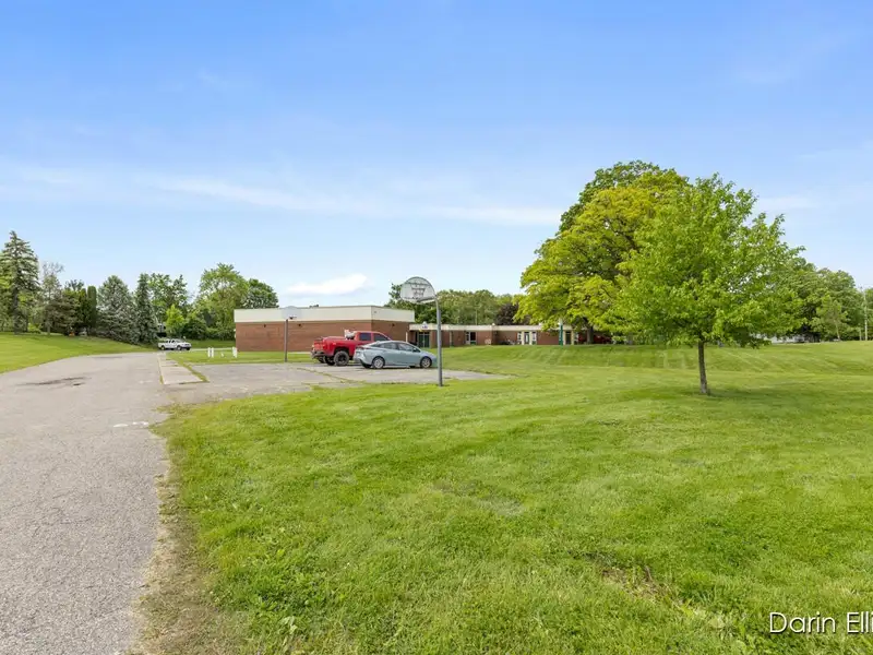 Versatile 15,000+ Sq Ft Mixed-use Building with Apartments and Office Spaces