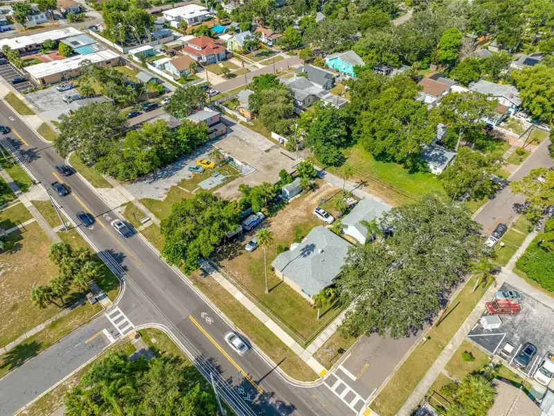 9-unit Hotel Complex with Redevelopment Potential on N Ft Harrison Ave, Clearwater