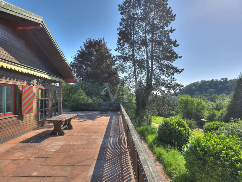 Spacious 34,000 M² Stud Farm Property with Main House, Pool, and Guest Accommodations