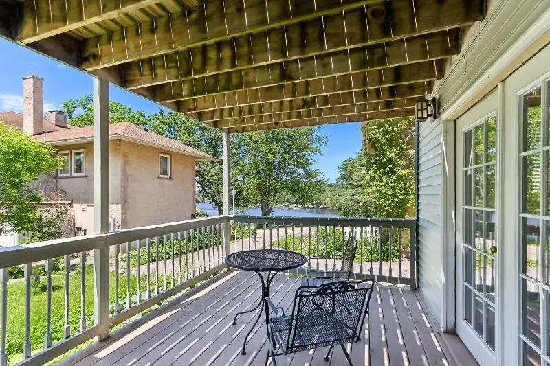 Turnkey B&b and Event Center in Wisconsin Dells with 17 Guest Suites