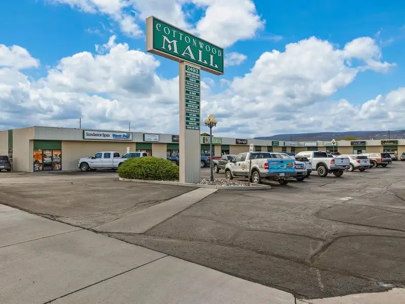 Retail/office Condo in Cottonwood Mall with Modern Updates and High Visibility