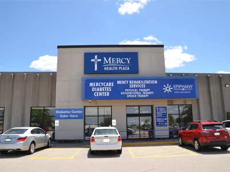 Medical Office Building for Lease in High-traffic Cedar Rapids Location