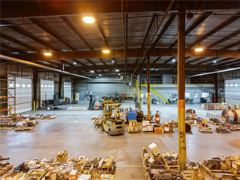 54,000 Sf Heated Warehouse and Office Space in Marion, Ia with Wash Bay and Loading Options