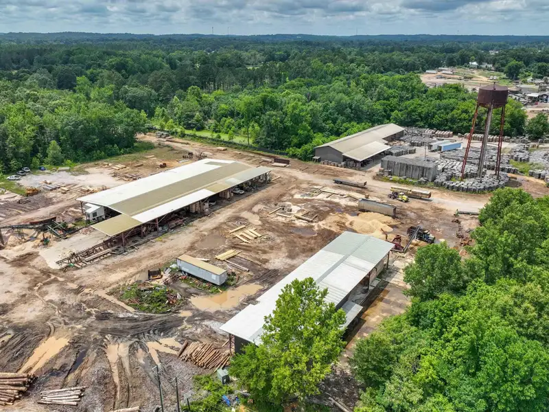 Turnkey Commercial Sawmill and Pallet Company on 40 Acres in Prime Industrial Location