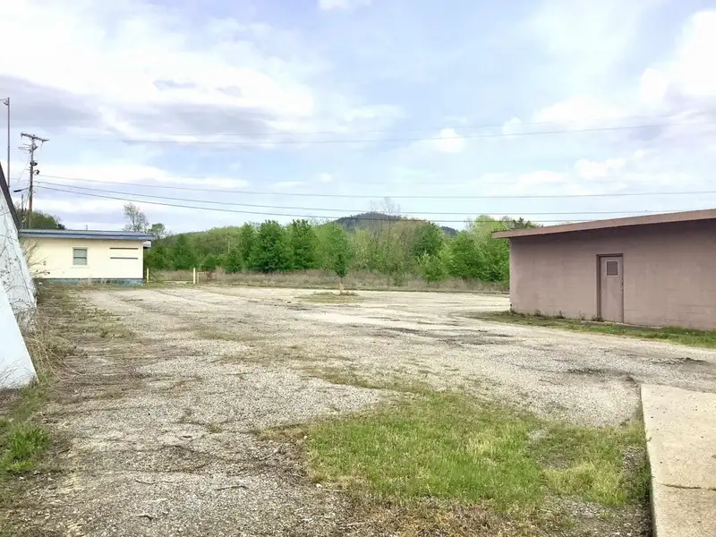 16.03 Acres of Commercial Land Near Magic Springs Theme Park