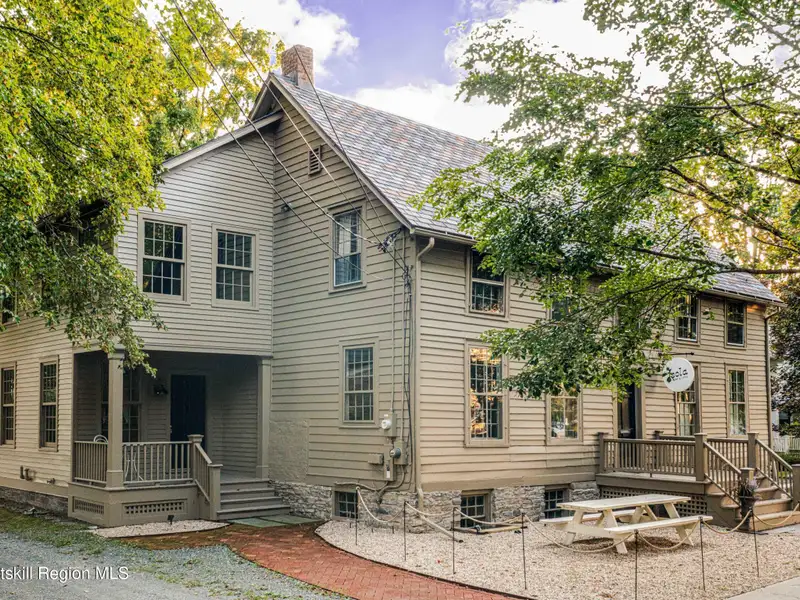 Historic Mixed-use Landmark in Kinderhook Village with Restaurant and Flexible Suites