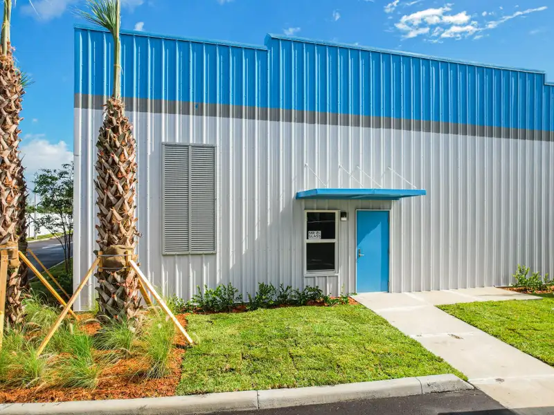 10,000 Sq Ft Warehouse Space for Lease in Pompano Beach, B-4 Commercial Zoning