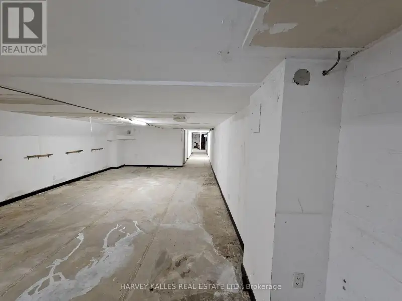 Equipped Commercial Kitchen Space for Lease in Prime Lighted Intersection Location