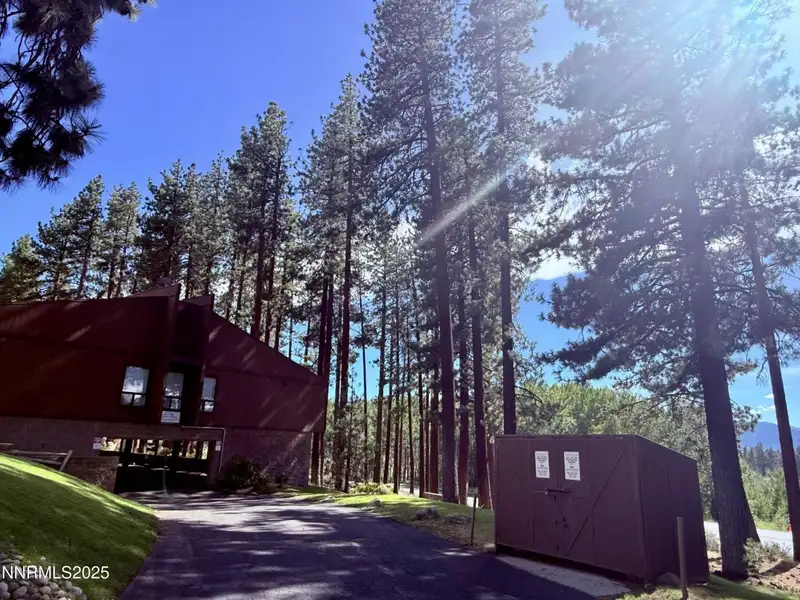 2000sf Office Space with Lake Views in Lake Village Professional Building, Tahoe