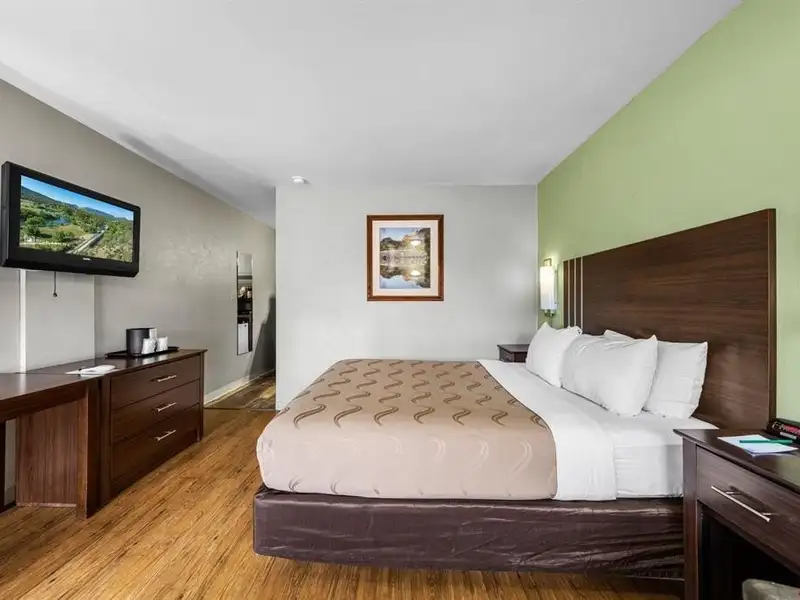 Turnkey Quality Inn Hotel in Prime Durango Location with 48 Updated Guest Rooms