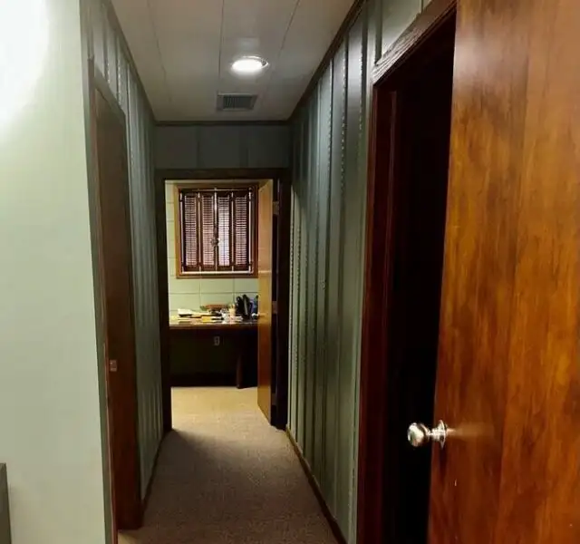 Office Building for Sale or Lease Near Port - 4100 Sq Ft with Conference Room and Parking
