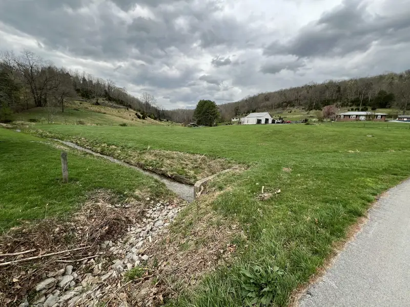Unique Commercial Property with Airbnb Cabin Near Renfro Valley Music Barn
