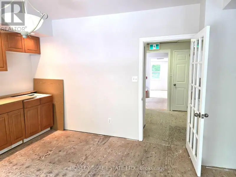 Spacious Second-floor Retail Unit at Yonge and Eglinton with Excellent Visibility and Foot Traffic