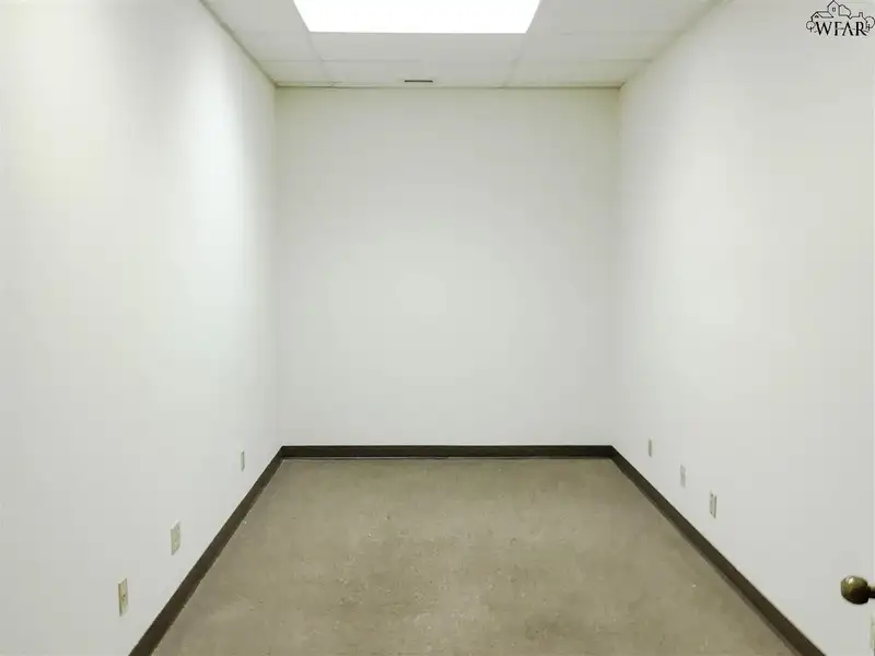 Downtown Wichita Falls Office Space - 1,370 Sq Ft with Utilities Included