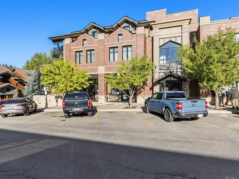 Centrally Located 840 Sq. Ft. Commercial Space with Parking in Downtown Steamboat Springs