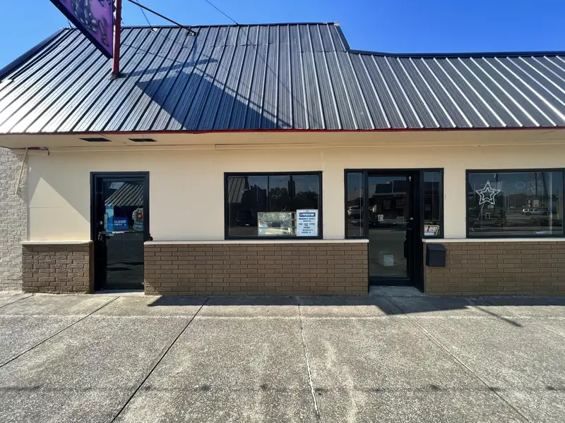 Former Restaurant and Bar for Sale with Equipment and Performance Stage
