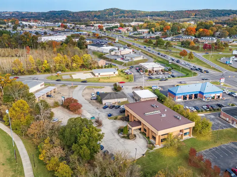 Cleveland, Tn Office Suites for Lease - Newly Remodeled, 2,400 & 2,164 Sq Ft