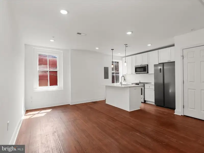 Fully Renovated Six-unit Property in Mount Vernon, Baltimore with Modern Finishes and Parking